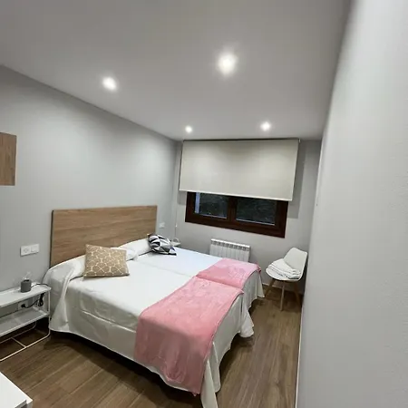 Casitas De Cueva * Cueva (Burgos)